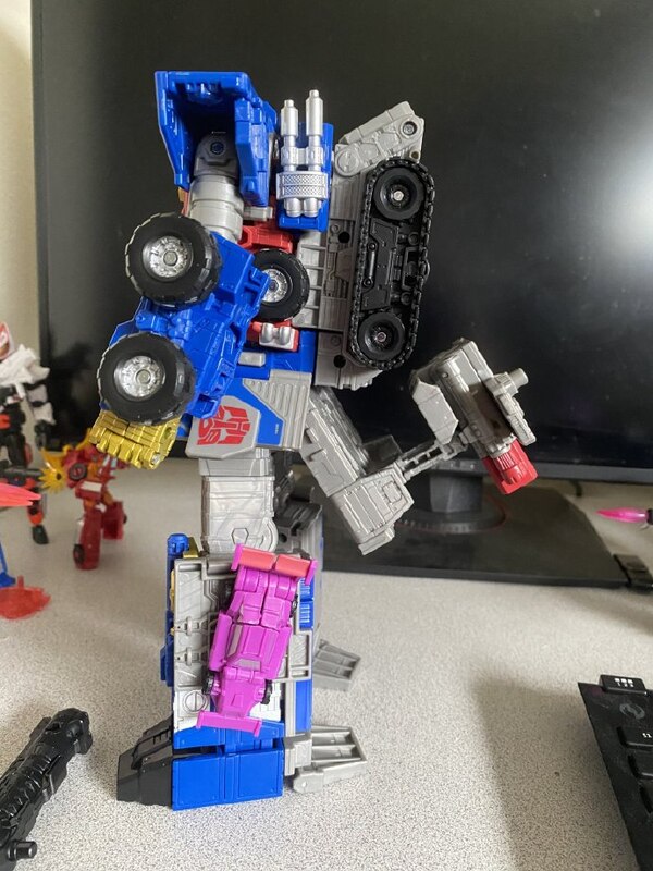 In Hand Image Of Transformers Legacy Commander Class Armada Optimus Prime  (26 of 39)